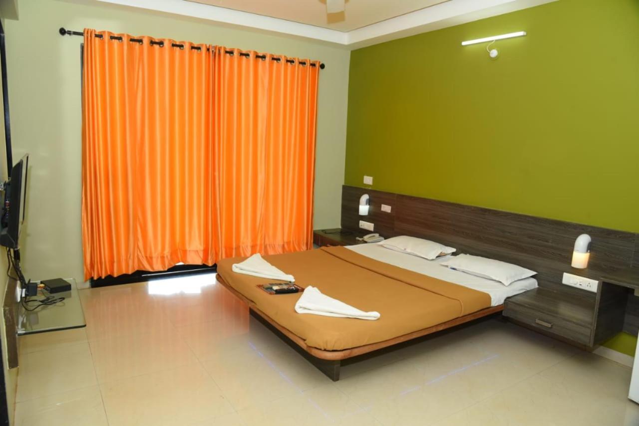 Sagar Raj Beach Resort Harnai Kültér fotó
