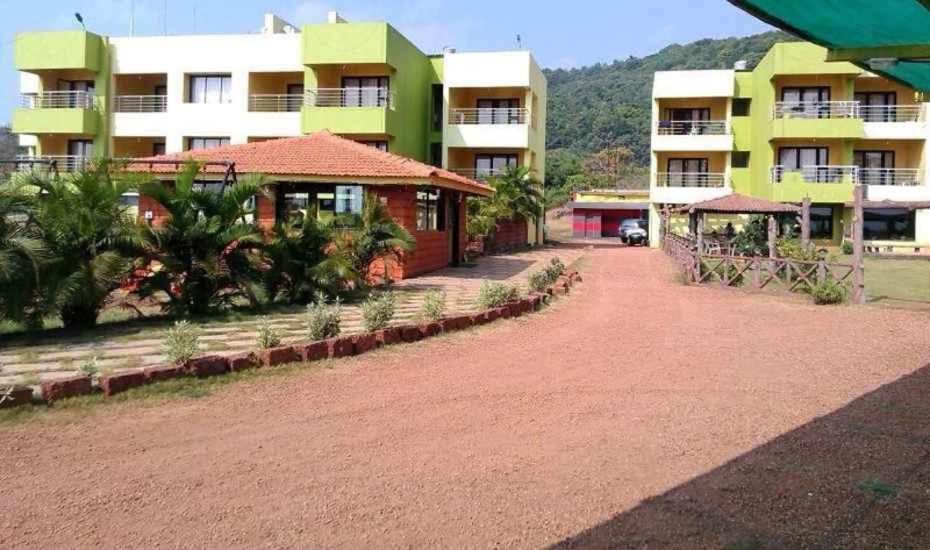 Sagar Raj Beach Resort Harnai Kültér fotó